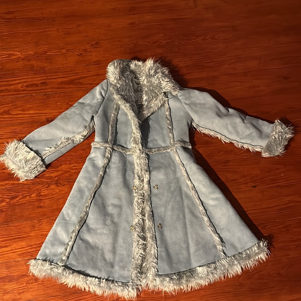 Sky blue faux fur coat microsuede Erika Eriksson Needs cleaning hook & eye cls.